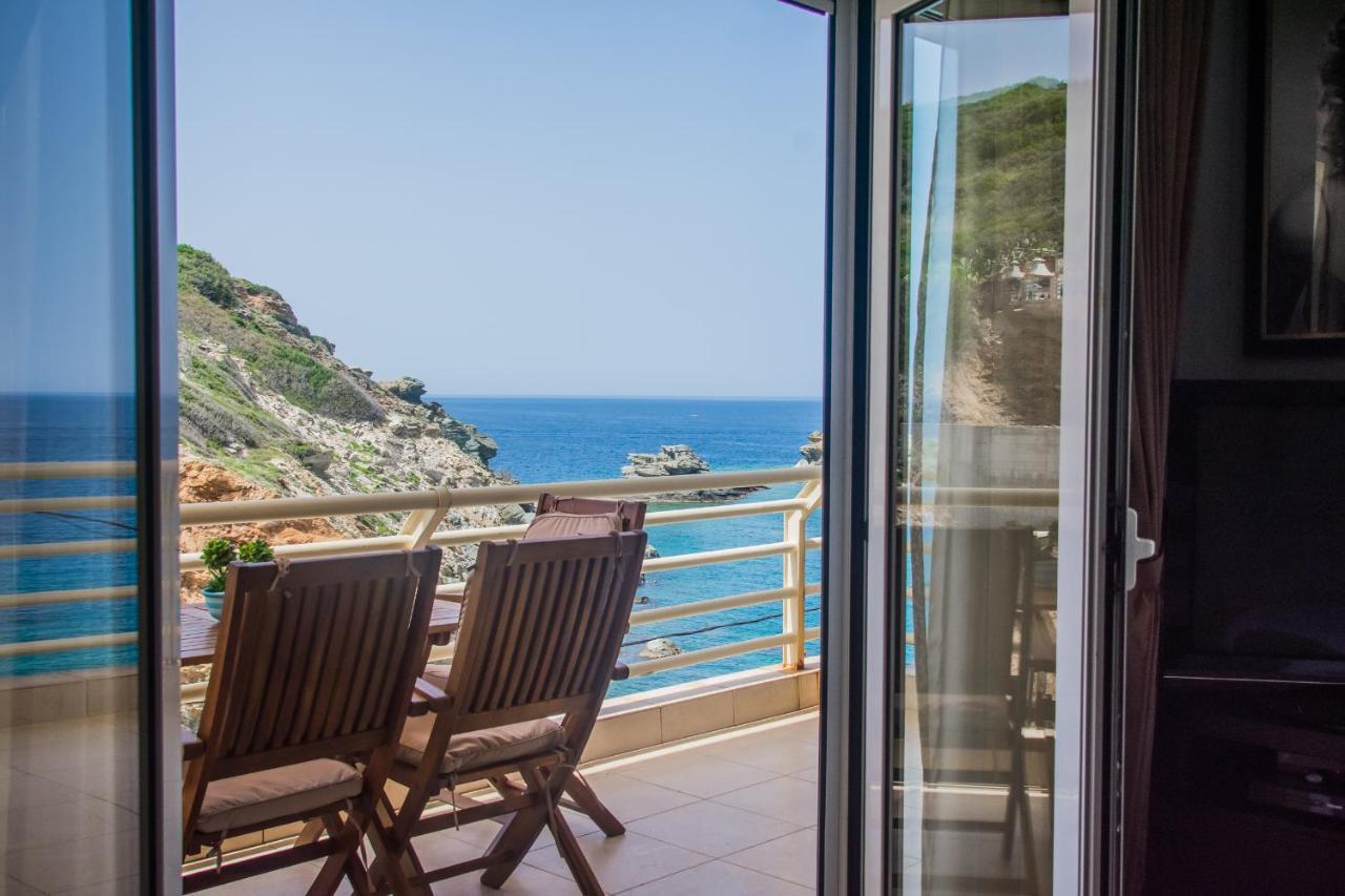 Luxury Seaside House In Mades Heraklion Agia Pelagia Eksteriør bilde